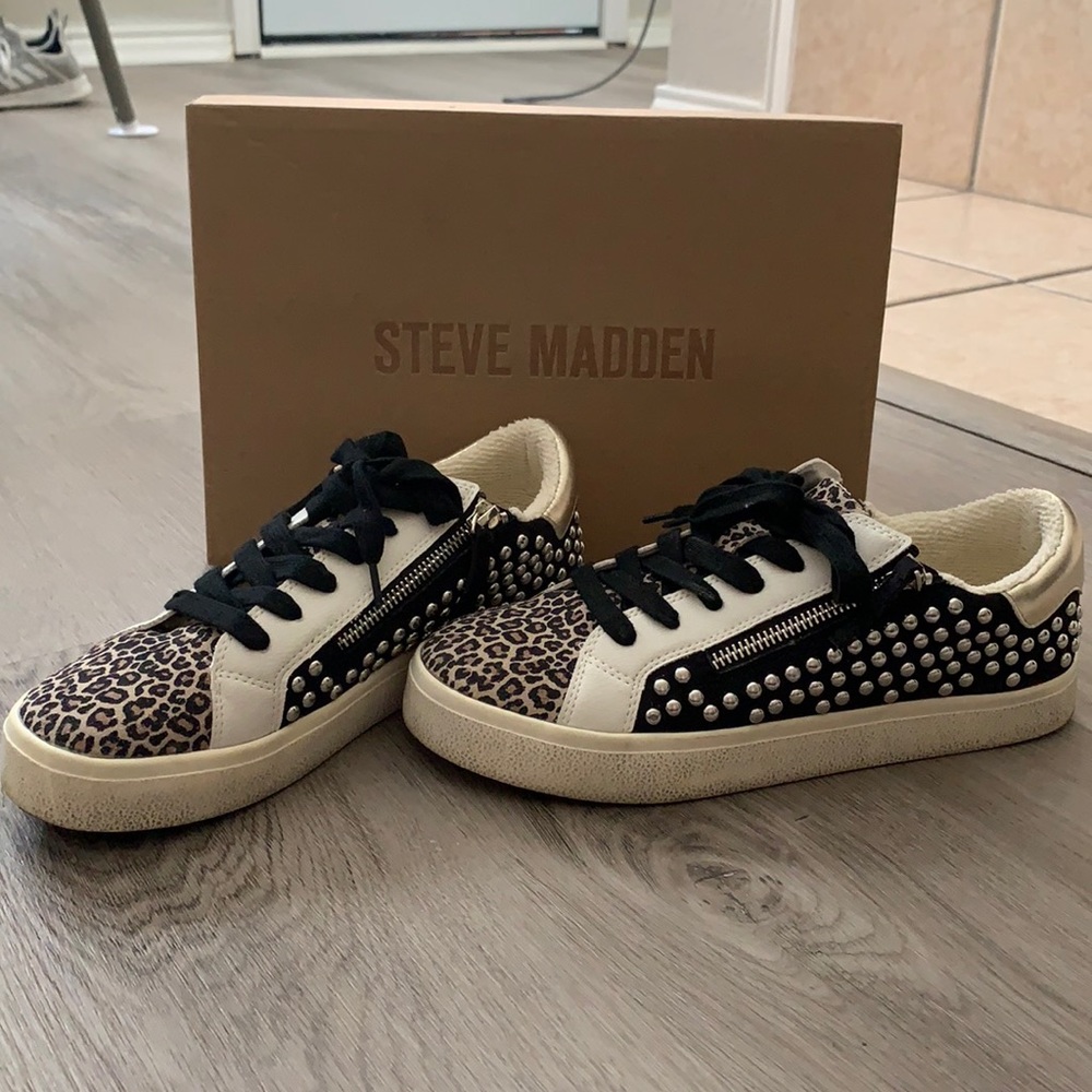 Steve Madden Parka Studded Sneaker in Leopard
